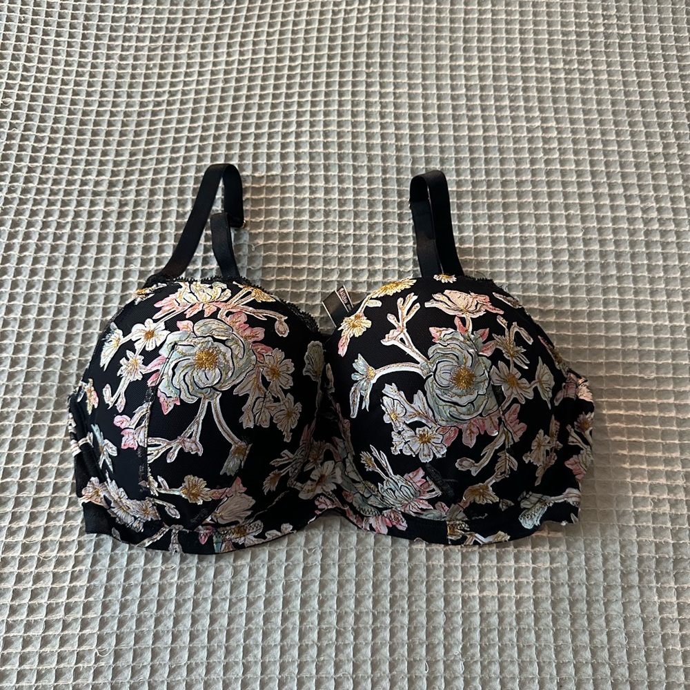 VS Demi Bra